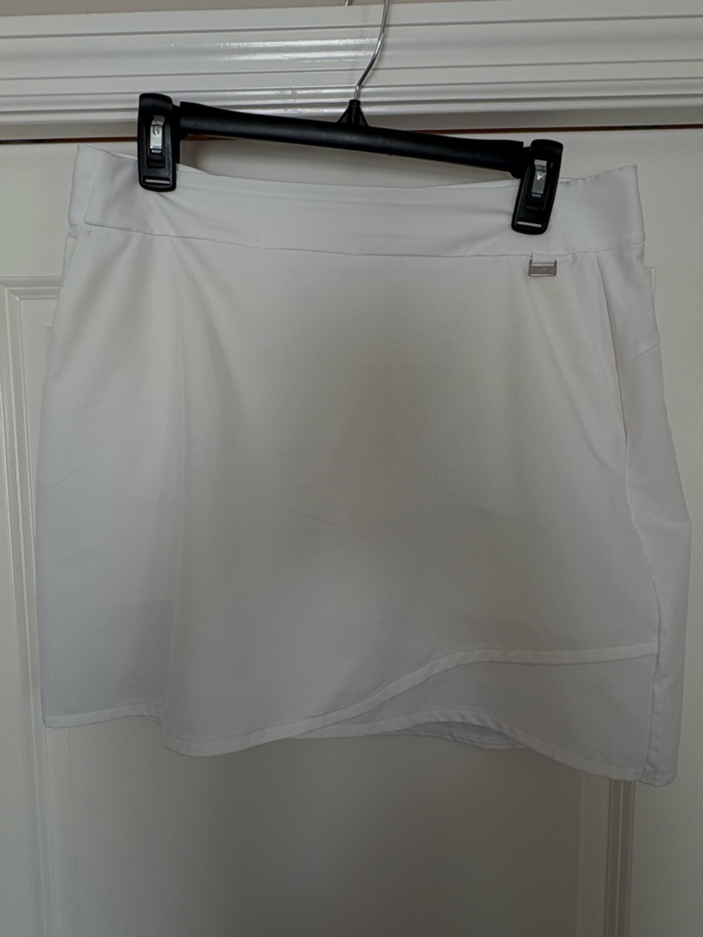 White Athletic Golf Skort with Side Pocket